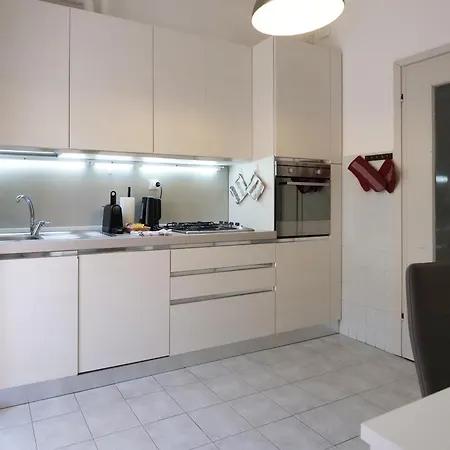 Casa Letizia All'arena - Parcheggio E Supermercato Apartman Verona