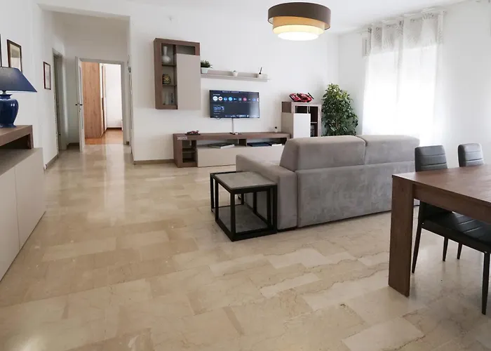 Motor House - 1 Passo Dall Arena - Wifi Ultra Veloce 公寓 维罗纳