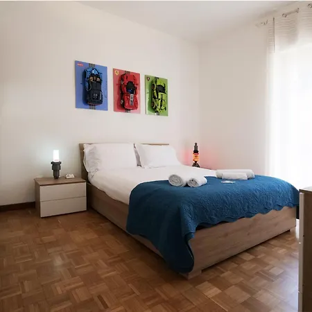 Casa Letizia All'arena - Parcheggio E Supermercato Daire *